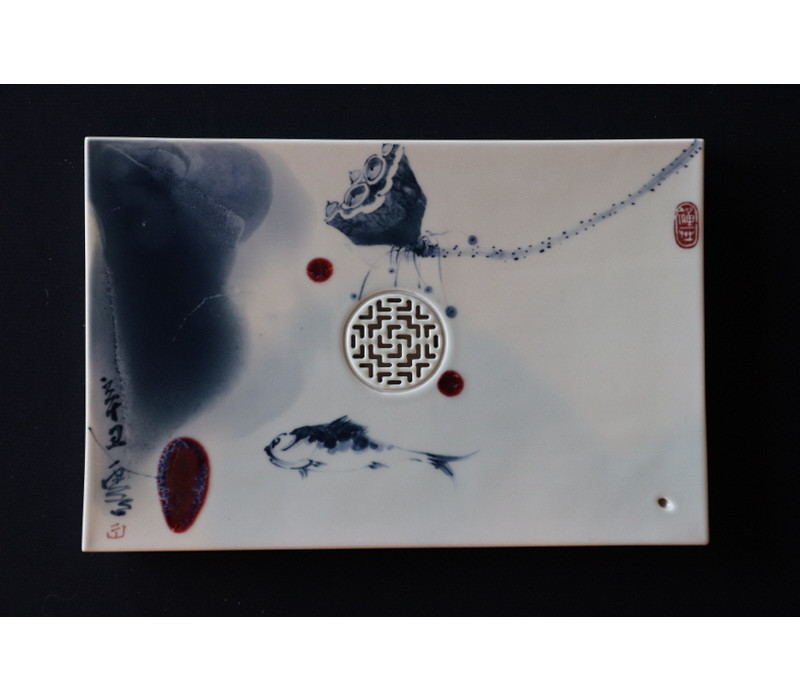 31. 청화유리홍 어연문