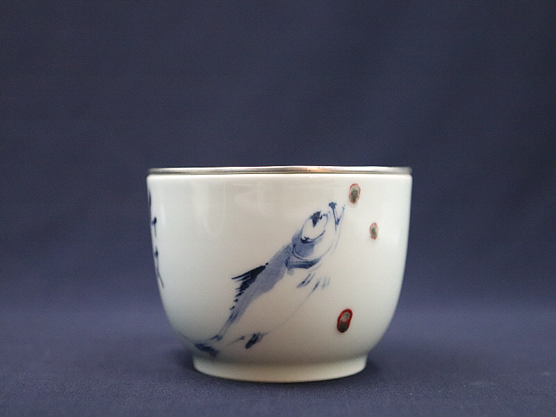 15. 청화유리홍 궐어문