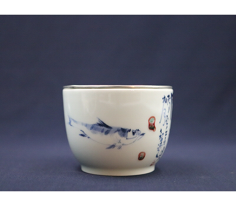 22. 청화유리홍 궐어문