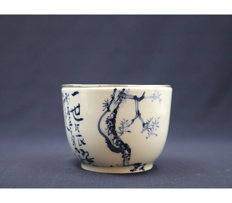 31. 청화 유리홍 락은문