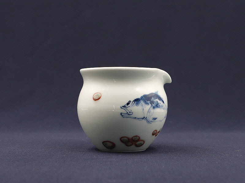 8. 청화유리홍 궐어문