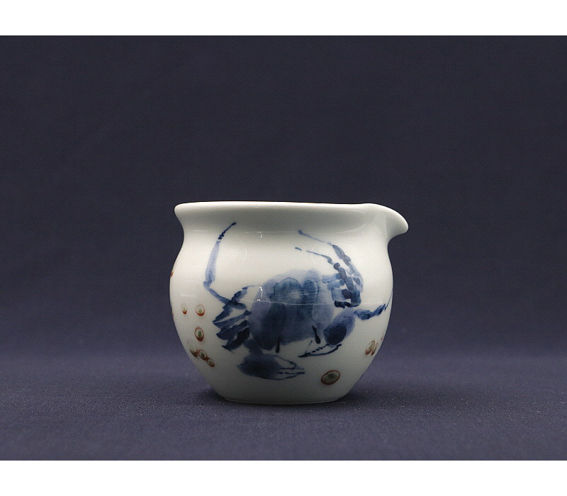 25. 청화유리홍 해탐문