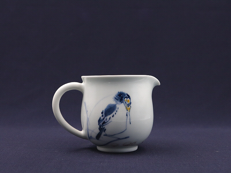 80. 청화유리홍 단취문