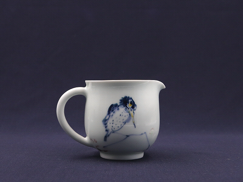 91. 청화유리홍 단취문