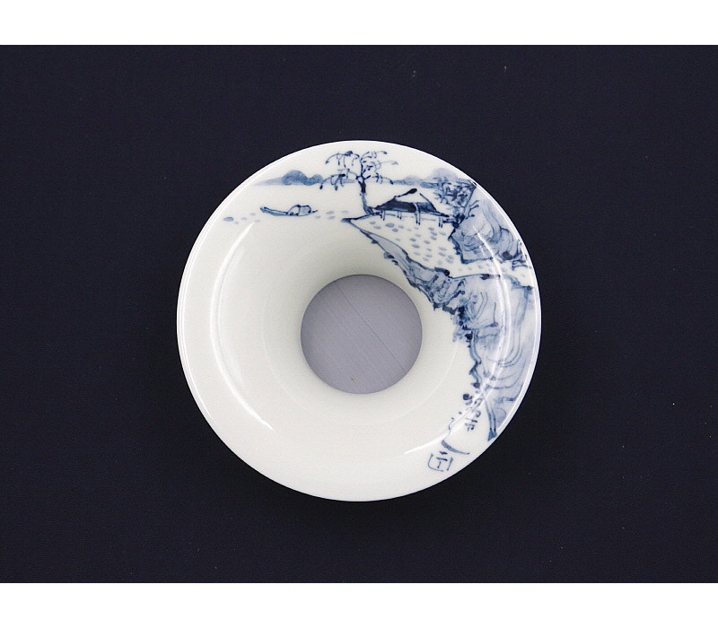 26. 청화 산수문