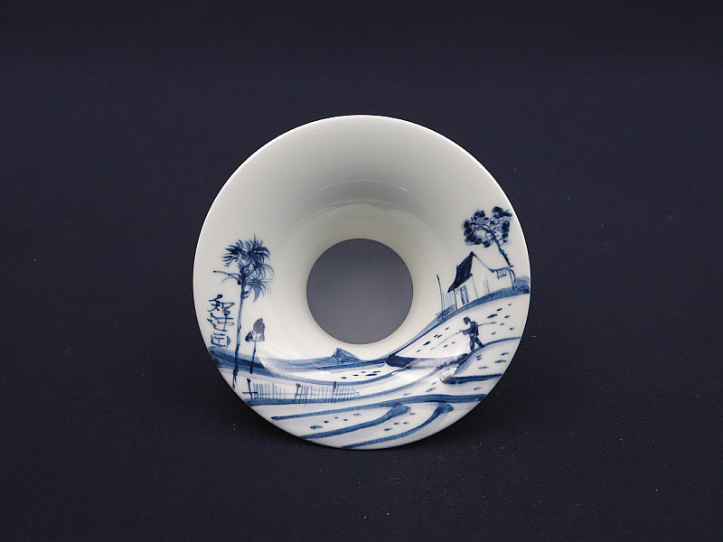 63. 청화 산수문