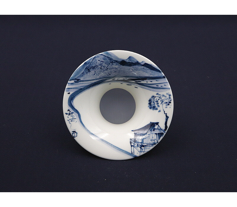 65. 청화 지화산수문