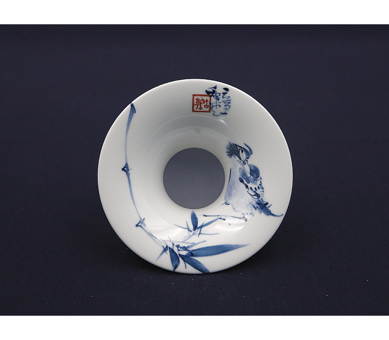 102. 청화 팔가조죽문