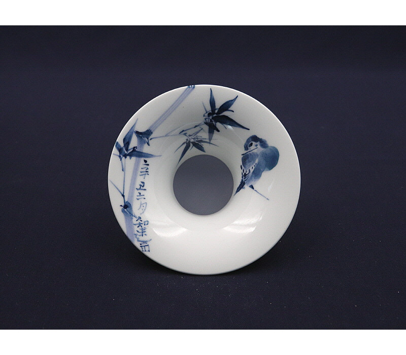 107. 청화 팔가조죽문