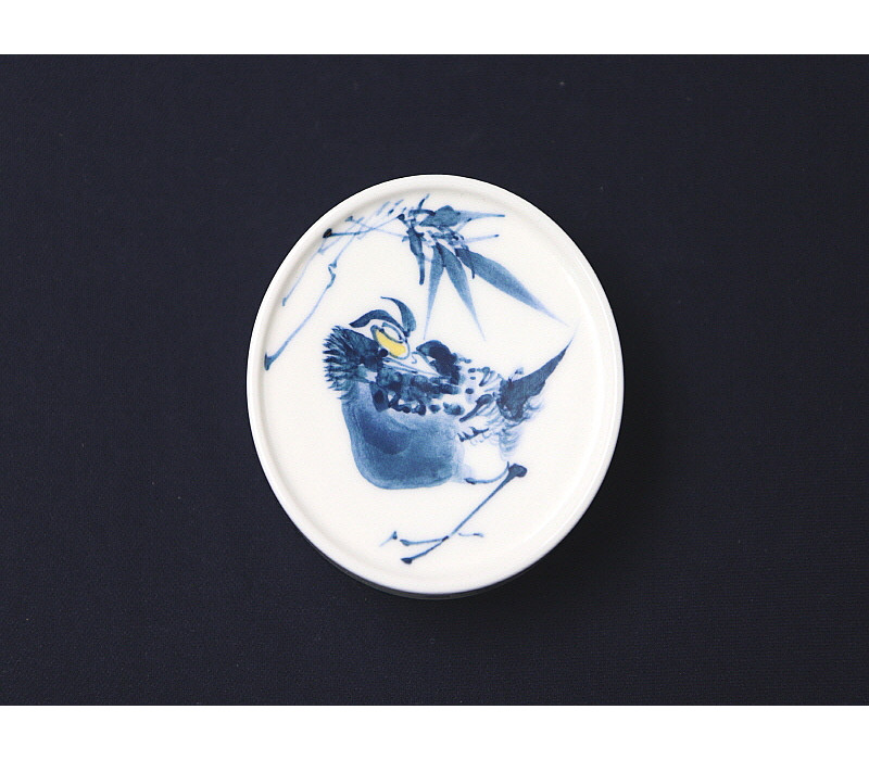 62. 청화 팔가조문