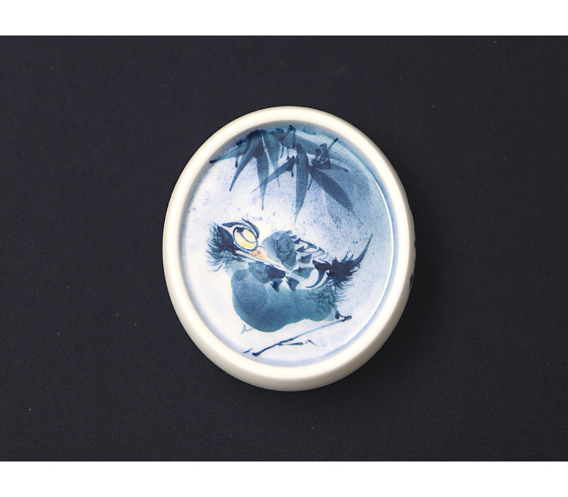 68. 청화 팔가조문