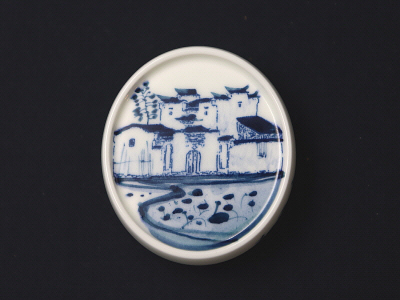 82. 청화 산수가문