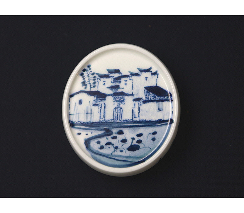 82. 청화 산수가문