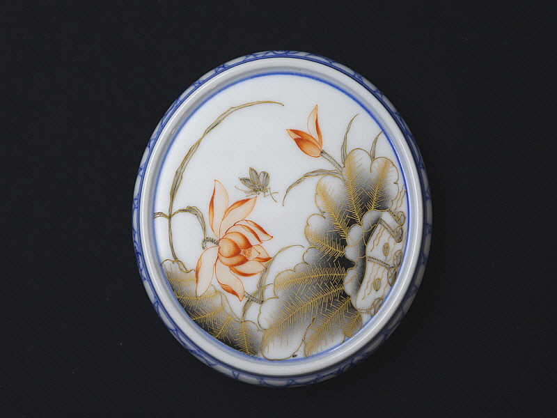 3. 분채 연화접문